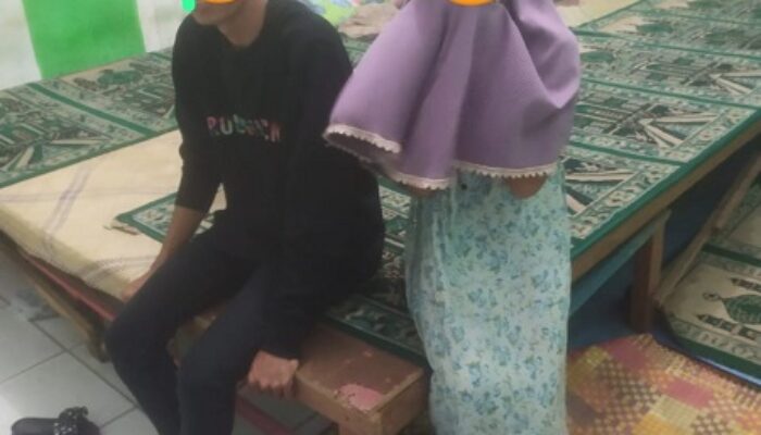 Warga Gerebek Wanita Bersuami Mesum Di Rumahnya