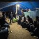 Pelaku illegal mining saat diamankan tim gabungan Ditreskrimsus Polda Aceh bersama Satreskrim Polres Aceh Barat, Selasa (15/8).(Waspada/Ist)