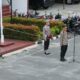 Kapolres AKBP Yogen Heroes Baruno meminta seluruh personel Polres Kota Pematangsiantar mengimplementasikan dan melaksanakan lima program prioritas Kapoldasu saat memimpin apel seluruh personel di lapangan apel Mapolres, Jl. Jend. Sudirman, Selasa (1/8).(Waspada-Ist).