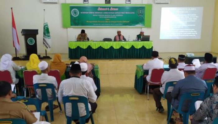 Umat Islam Harus Cerdas Berpolitik Dan Memilih Pemimpin