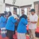 Suasana pelepasan keberangkatan 10 mahasiswa/I, dan dosen Unigha ke Malaysia, Rabu (16/8) Waspada/Muhammad Riza.