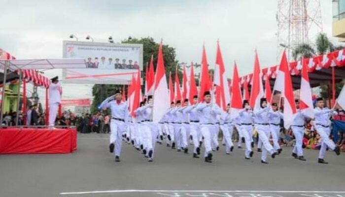 Ribuan Warga Sidimpuan Ikuti Defile HUT Ke-78 RI