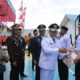 Pj Bupati Azmi menyerahkan SK remisi kepada 5 Narapidana secara simbolis, disaksikan Karutan Machda Landasny, Ketua DPRK Hasanuddin Aritinang, Dandim 0109 Letkol Inf Moh Mulyono, Kapolres AKBP Suprihatiyanto, SIK, Kajari Munandar MH, Sekda Ahmad Rivai serta pejabat lainnya dan Pimpinan SKPK, di Rutan kelas llB Singkil. WASPADA/Ariefh