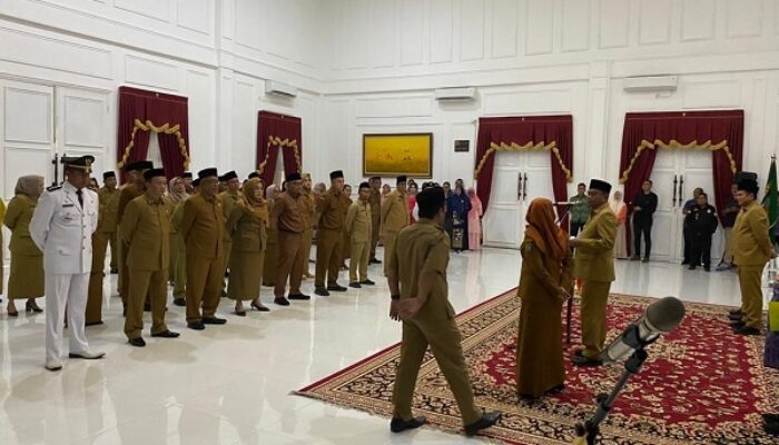 Bupati Darma Wijaya Tegur Pejabat Tak Beretika Saat Dilantik