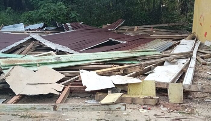 Tiga Bulan Ambruk, Gedung SDN 057769 Aras Napal Belum Juga Diperbaiki