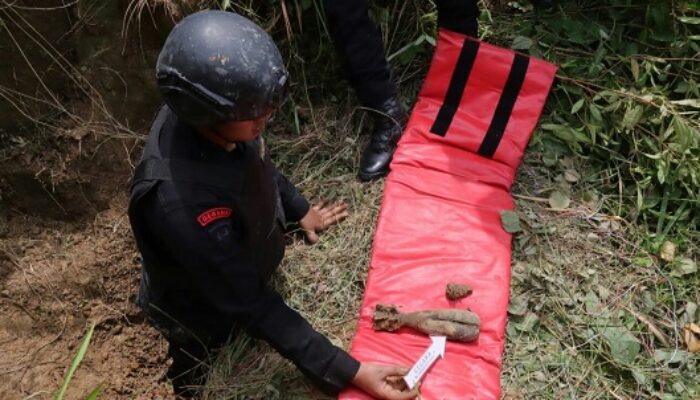 Warga Temukan Mortir Aktif Dalam Parit Di P.Siantar
