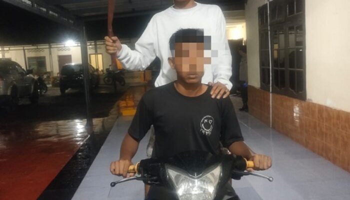 Viral Acungkan Clurit, 4 Remaja Diamankan Polsek Tanjungpura 