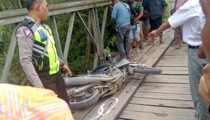 Pelajar SMA Ronggur Nihuta Jatuh Ke Sungai 