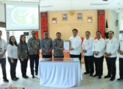 Bupati Samosir Terima Aset Objek Wisata Sibeabea