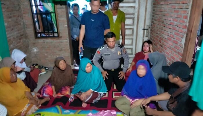 Pria Ditemukan Gantung Diri Di Kamar Mandi 