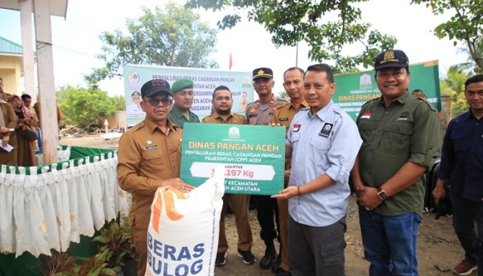 Setelah Setahun, Korban Banjir Aceh Utara Terima Bantuan Beras