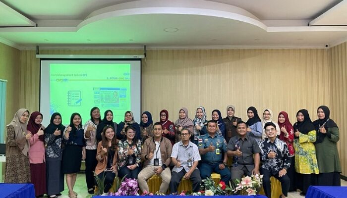 Implementasi Cashless Society Dan UMKM Go Digital