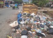 Sampah Berserak Di Panyabungan