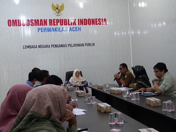 Antisipasi kelangkaan BBM akhir tahun, Ombudsman RI Perwakilan Aceh gelar rapat koordinasi dengan lintas instansi di Kantor Ombudsman Aceh, Selasa (22/08/23). (Waspada/Ist)