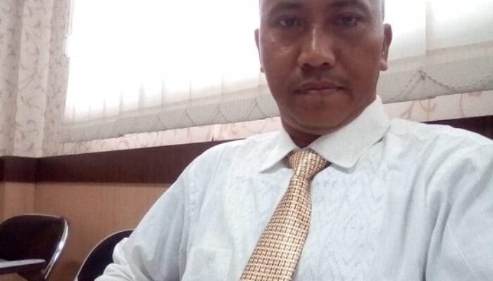Senin, Nur Ayis Dilantik Sebagai Kepala Kampong