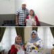 Bupati Madina dan Wabup Madina memotivasi Nurul Rangkuti, warga Dalan Lidang, Panyabungan, Madina, duta literasi tingkat Sumut. Waspada/Ist
