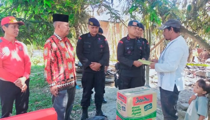Brimob Peduli Korban Musibah Kebakaran