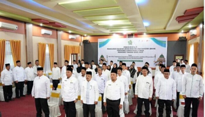 Dirjen Bimas Islam Kukuhkan BKM SE Sumut Secara Daring