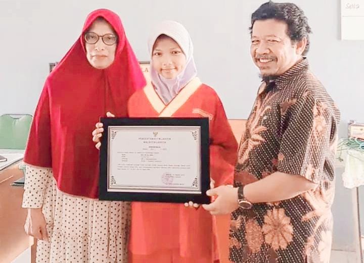 Pemko Langsa Beri Penghargaan Siswi SD Muhammadiyah 1