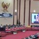 WALI Kota Medan, M Bobby Nasution menyampaikan penjelasan Wali Kota Medan terhadap Ranperda Rancangan APBD Perubahan tahun anggaran 2023 di ruang rapat paripurna DPRD Medan, Selasa (22/8). Waspada/Yuni Naibaho