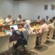 KETUA KOMISI D DPRD Sumut, Benny Sihotang memimpin rapat dengan PT Latexindo Toba Perkasa (LTP), PTPN II, Dinas Lingkungan Hidup, dll di ruang dewan, Jumat (18/8). Waspada/Partono Budy