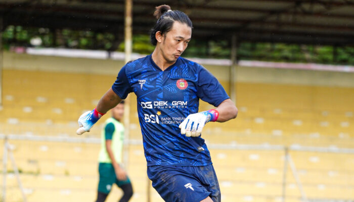 Persiraja Rekrut Kiper Rivky Mokodompit