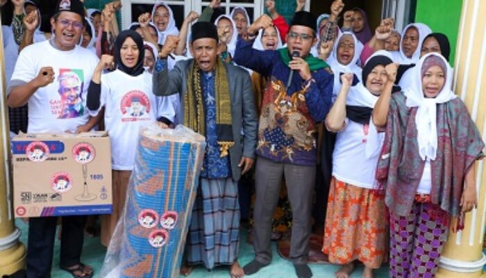 Ustaz Sahabat Ganjar Berikan Kajian Tentang Keutamaan Wudhu di Medan