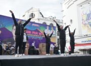 Pertunjukan Vionis Dan Pantomim Warnai CFD Di Medan