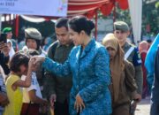 Ketika Kahiyang Ayu Buat Kuis Berhadiah Sepeda untuk Anak-anak…