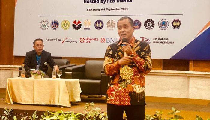 Dekan FE Unimed Jadi Pembicara Di Kongres IV APE-LPTK Bahas Bisnis Digital