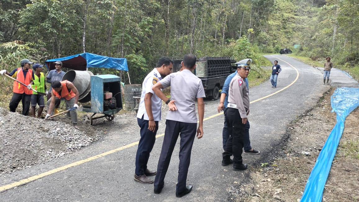 Satlantas Polres Nagan Raya Cek Pelebaran Beutong-Takengon