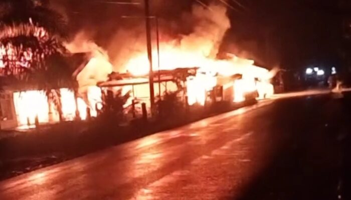 Dua Rumah Di Darul Makmur Ludes Terbakar 