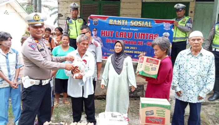 Polantas Sergai Baksos Ke Panti Sosial