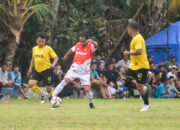 Bupati Sergai Dan Anak Kompak Gempur Pertahanan Mantan Pemain PSDS