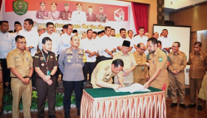 Wali Kota Padangsidimpuan Tetapkan 42 Kades Terpilih