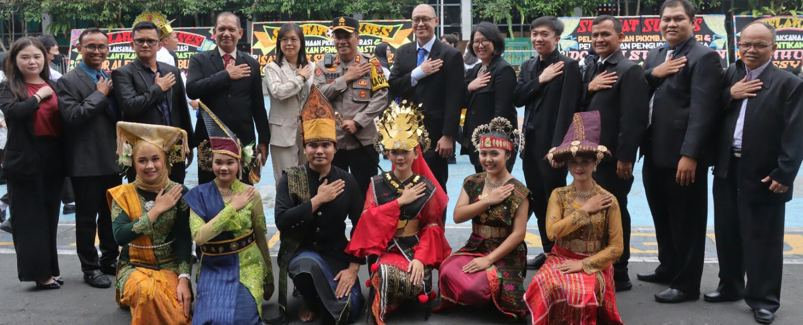 Wujudkan Indonesia Maju Harus Terima Tantangan