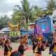 Penutupan kejuaraan WSL Nias Pro 2023 dimeriahkan dengan pertunjukan sanggar budaya Famadaya Harimao dari Desa Hilisimaetano, Kecamatan Maniamolo, Kabupaten Nias Selatan, dan disaksikan serbuan pengunjung.
