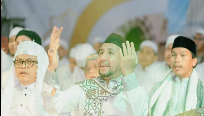 KH Mufty Ahmad Nasikin: Peringatan Maulid Membangkitkan Rasa Rindu Kepada Rasulullah SAW
