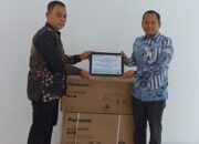 Mushala Al-Munir Terima Bantuan AC Bank Aceh Syariah