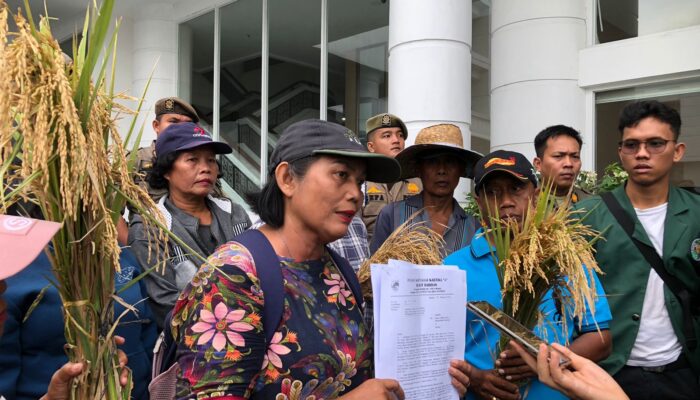 Masyarakat Ramunia MintaTarik TNI Dari Lahan Pertanian