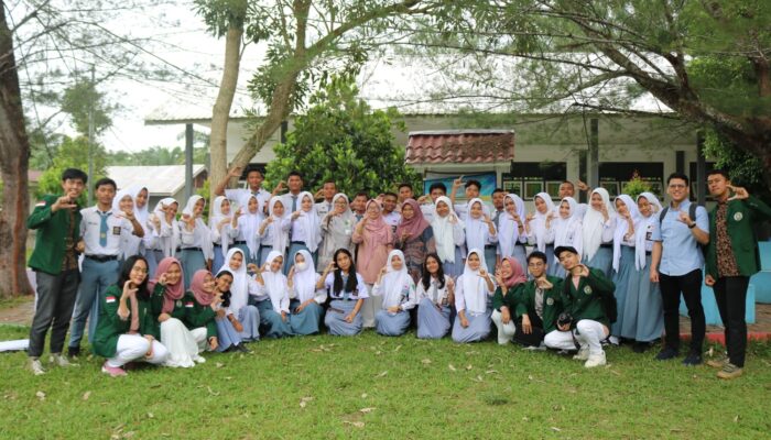 Pengabdian Masyarakat, Fakultas Farmasi USU Gelar Pelatihan Kewirausahaan Garam Kosmetik Herbal Di SMA Negeri 1 Perbaungan
