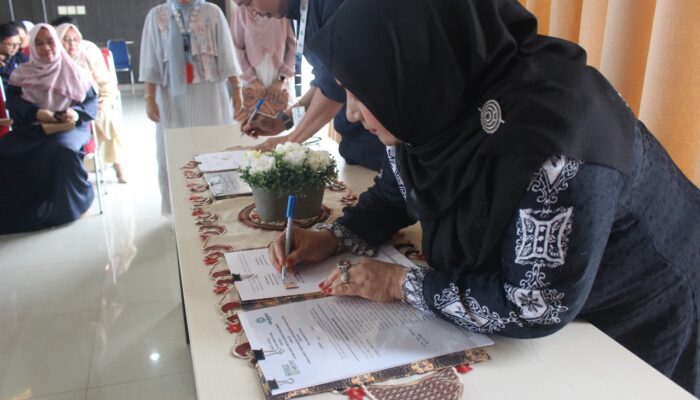 RSUD Aceh Besar Teken Kerja Sama Layanan Rujukan Dengan RS Meuraxa