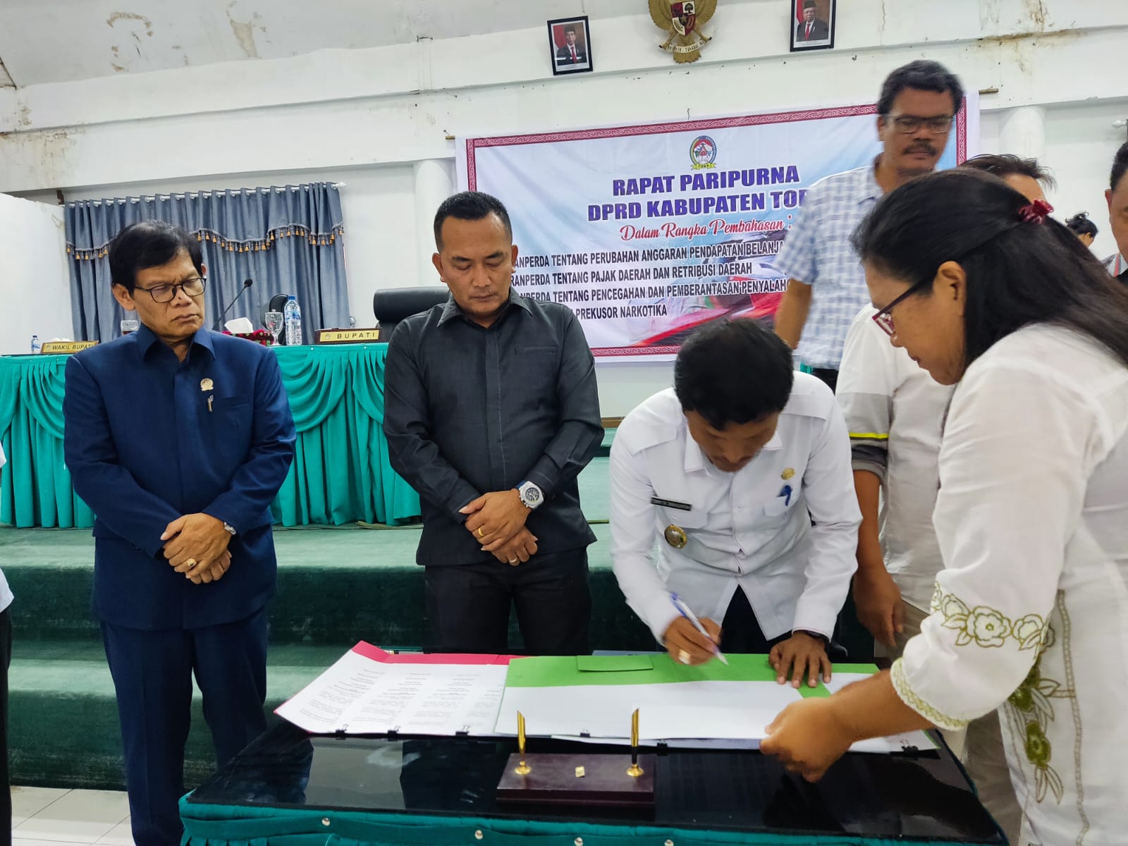 Pemkab Toba Dan DPRD Teken Nota Kesepakatan Ranperda P. APBD TA 2023