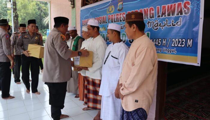 Peringati Maulid, Polres Palas Berbagi Dengan Nazir Masjid
