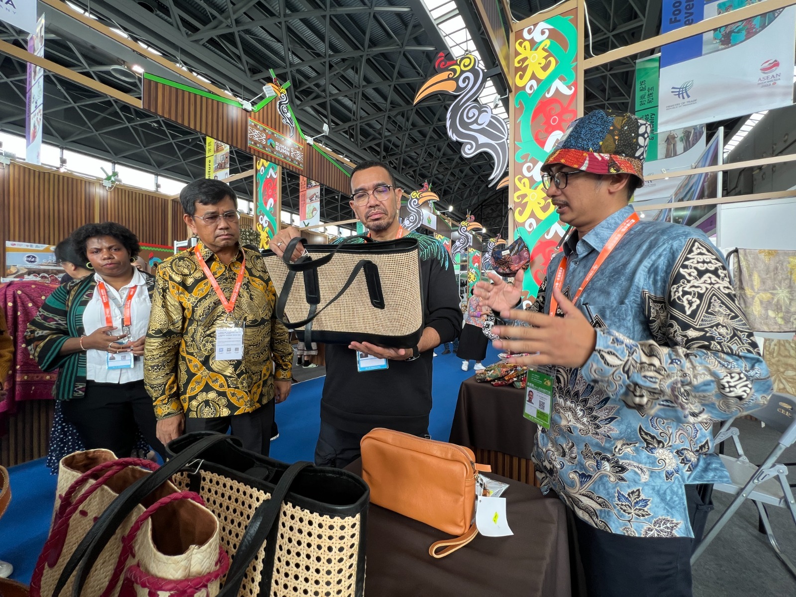 Tiga UKM Binaan Telkom Pamerkan Produk Unggulannya Di Ajang China-ASEAN Expo