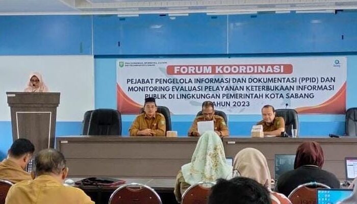Badan Publik Wajib Buka Akses Informasi Publik