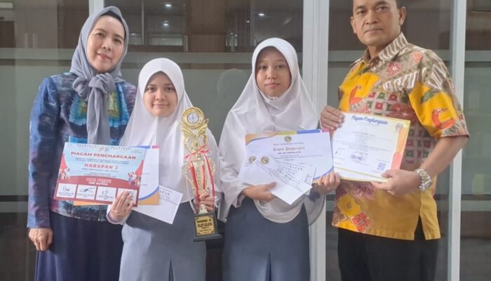 Siswa SMA Harapan Raih 2 Medali Emas, 1 Perak OSAN