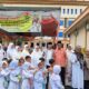 SUASANA saat manasik haji oleh siswa RA yang dihadiri Kankemenag Kota Medan Impun Siregar. Waspada/Ist