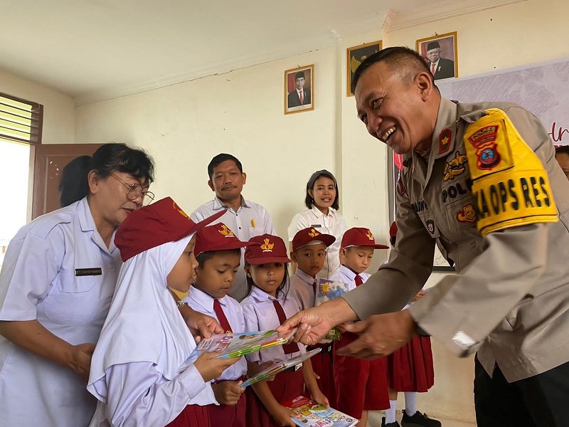 Polres Simalungun Distribusi Buku Ke Pelosok Nusantara