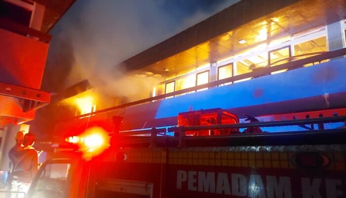 7 Kamar Hotel Rudang Berastagi Terbakar